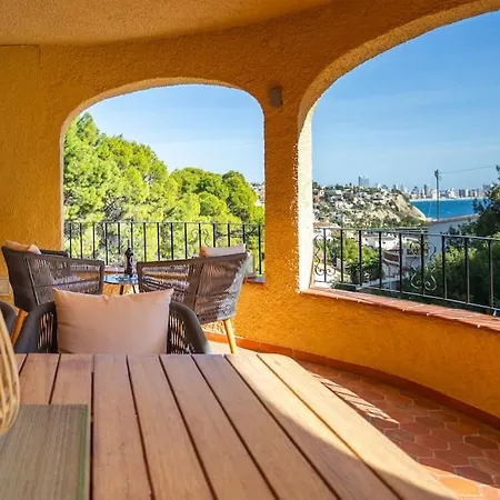 ヴィラ Spanish Style-villa, Heated Pool & Sea View *